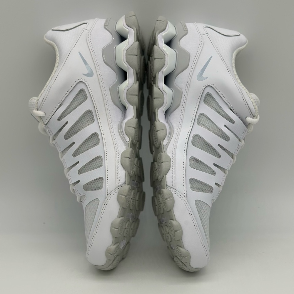 Nike Reax 8 TR Mesh White Sneakers - Picture 4 of 9